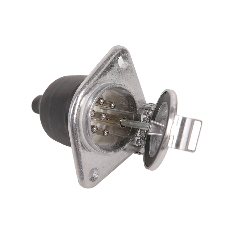 Presa in metallo a 7 pin JH012-B