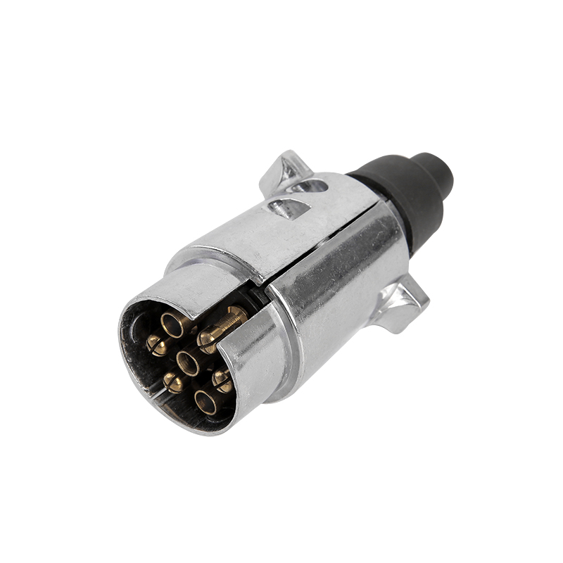 Spina rotonda grande a 7 pin in alluminio stile JH015-A